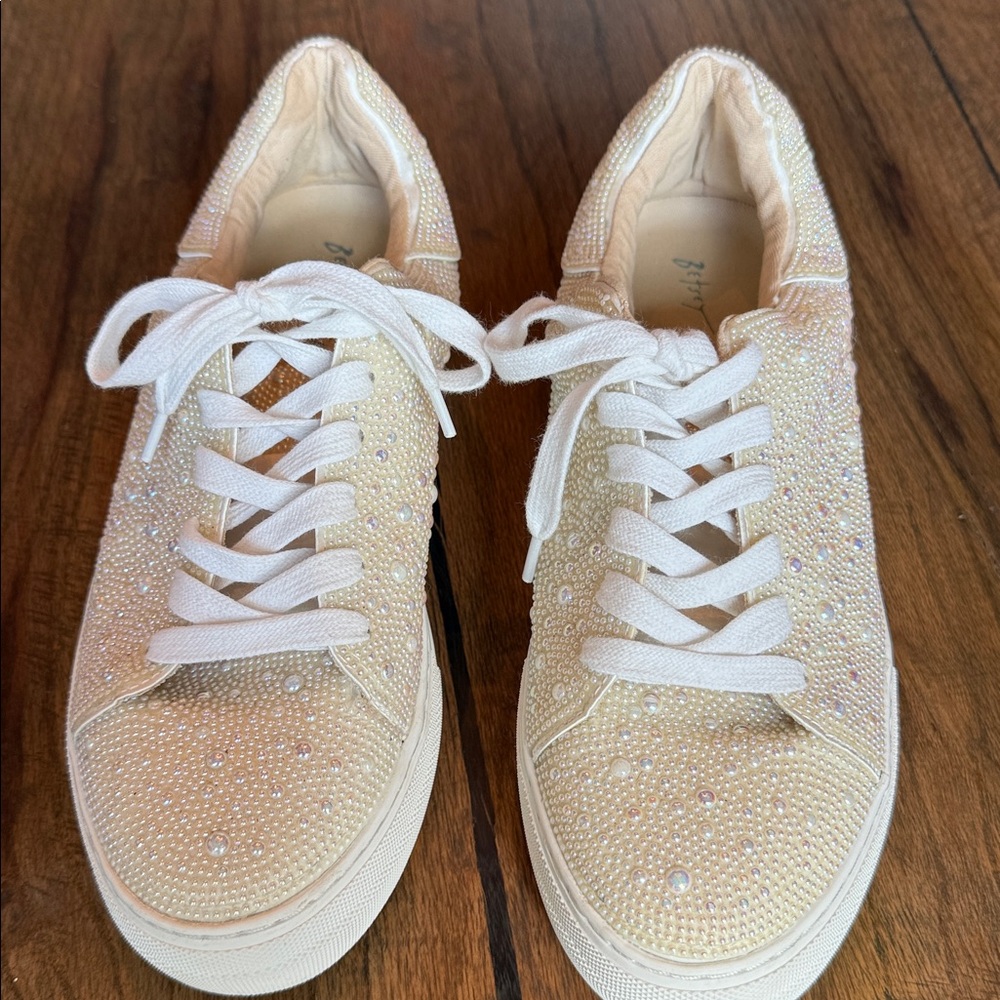 Women's Betsy JohnsonCream Sneakers with iridescent pearl detailing - Picture 2 of 7